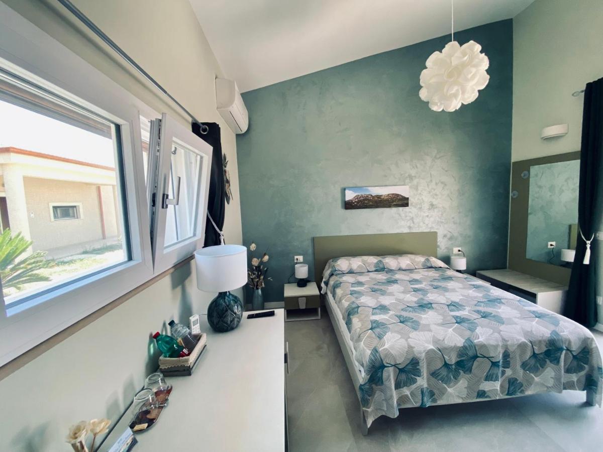 B&B L'Eden Di Capo Bianco Montallegro Bagian luar foto