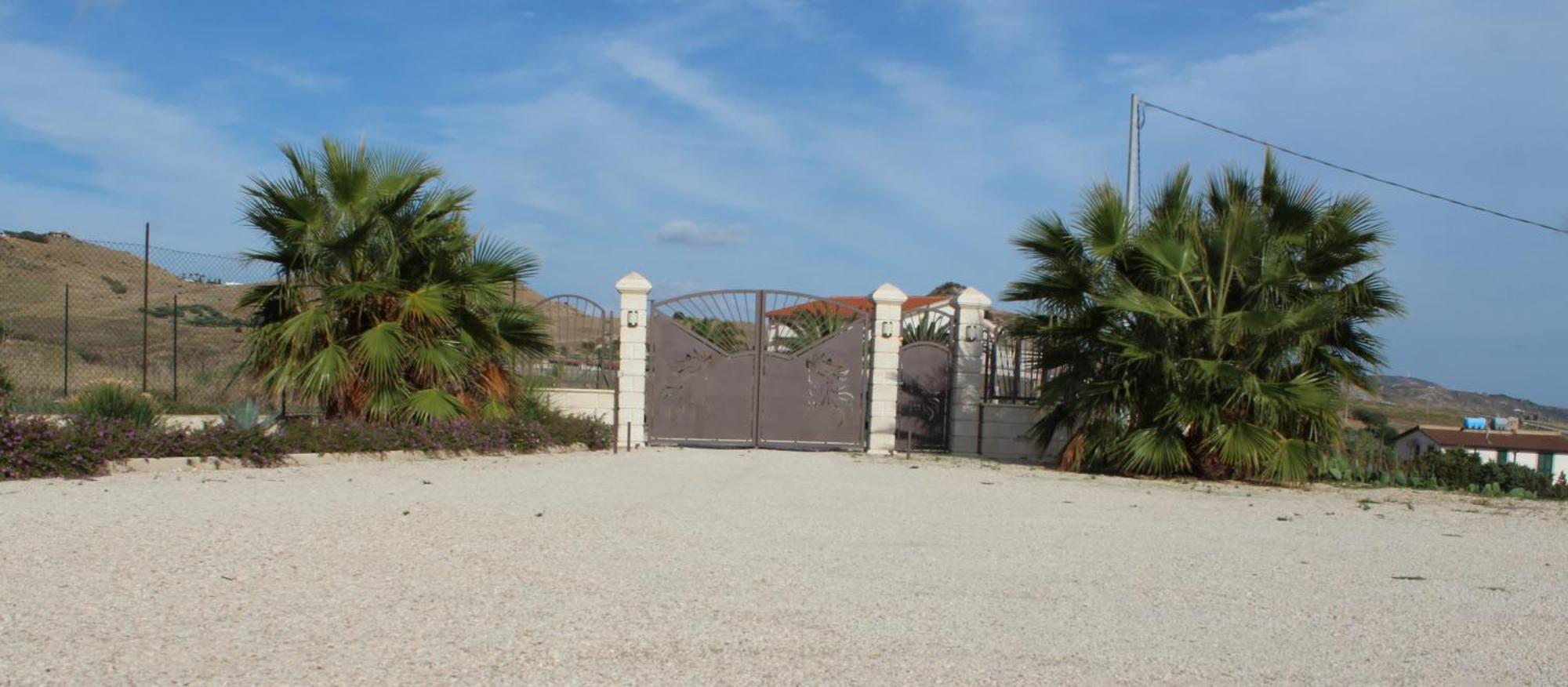 B&B L'Eden Di Capo Bianco Montallegro Bagian luar foto